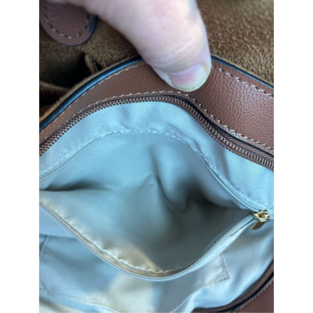 Seven Days Lifestyle & Dreams Vegan Leather Shoulder Bag Brown with Gold Chain - Picture 13 of 14